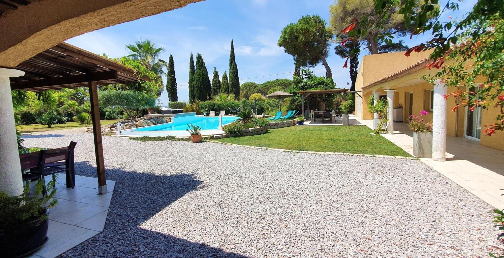Villa Spacieuse A Beziers Avec Piscine Privee Et Jacuzzi Kültér fotó
